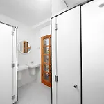 Sierra De Arbe 호스텔 *