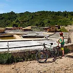 Sierra De Arbe Hostal Naval