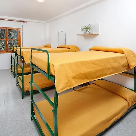 Sierra De Arbe Hostel